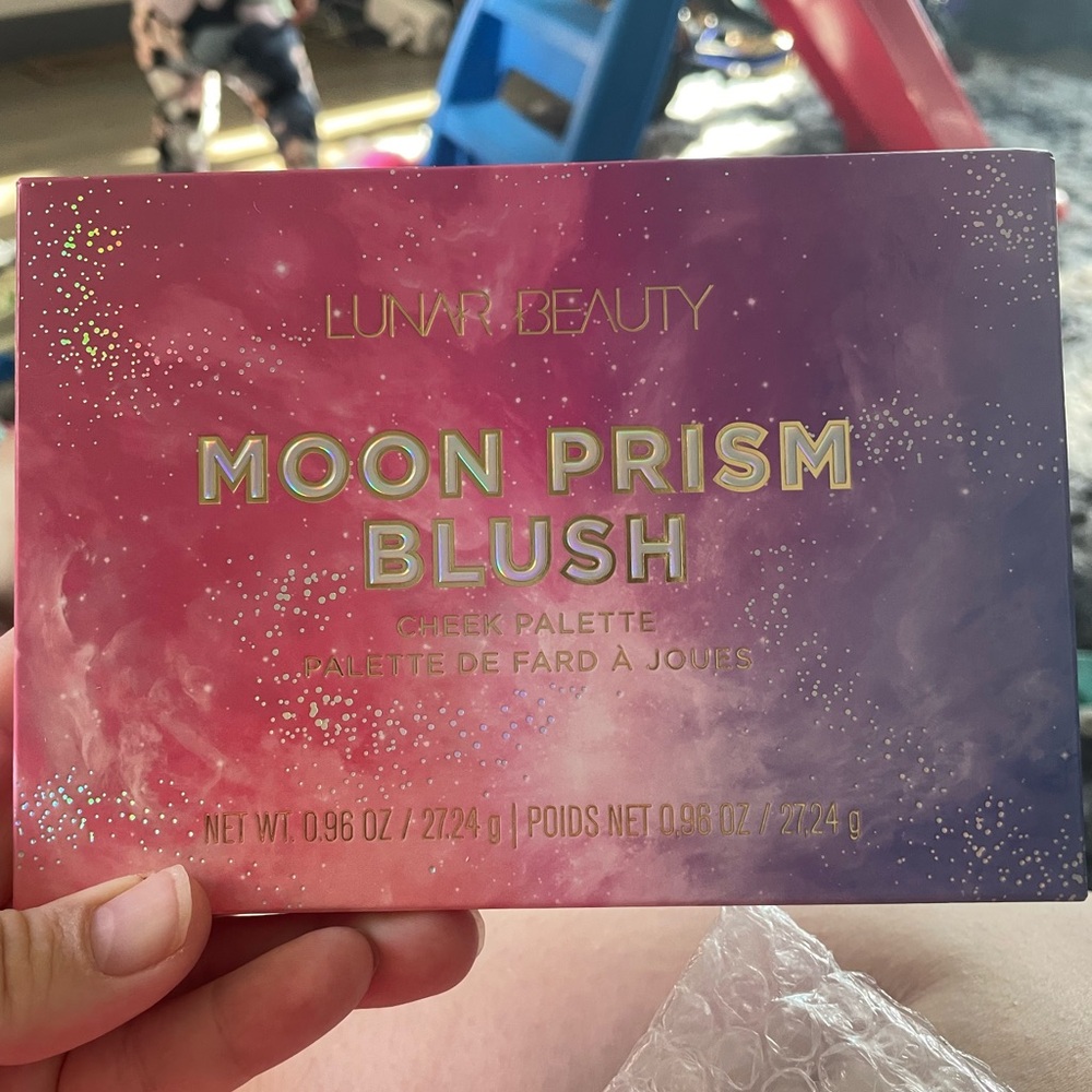 Blush palette